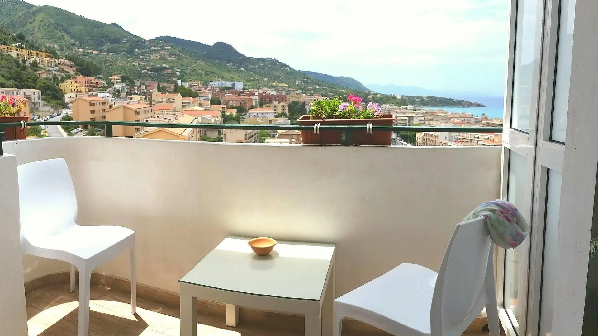Ma&Mi For You B&B Cefalu Italy